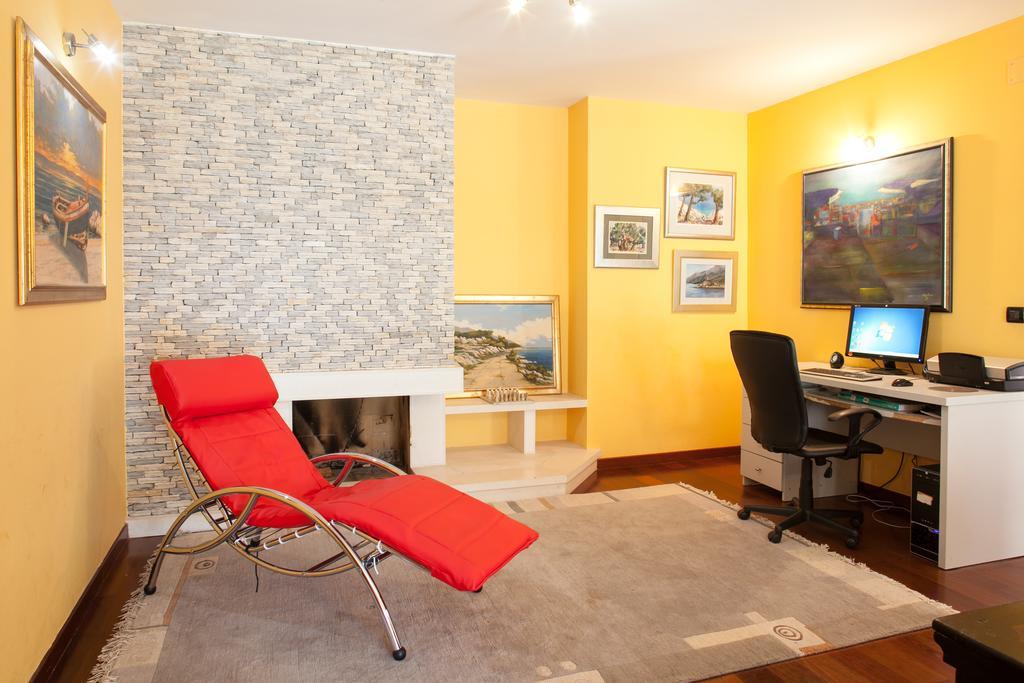 Apartments Tino Makarska Oda fotoğraf